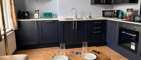 Fridge, microwave, oven, dishwasher