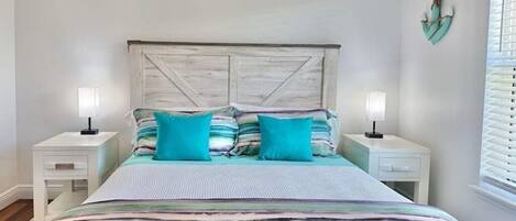 WiFi, bed sheets