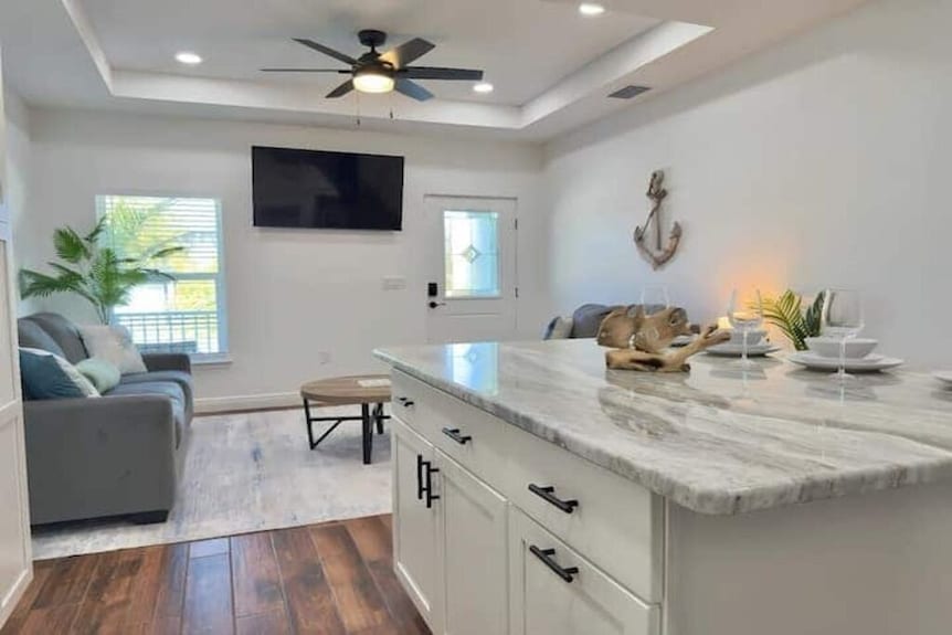 Starfish - Tremendous 2-bedroom House With Ac In Punta Gorda - Punta Gorda, FL