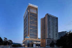 View from property - Four Points By Sheraton Chongqing Nanchuan (Chongqing)
