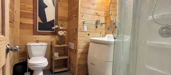 Stay on the Coast | Steps to EC Trails, Private Torbay Retreat | Family Friendly
