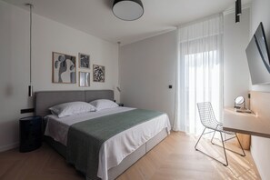 3 bedrooms, iron/ironing board, Internet, bed sheets - Respiro Residence - South villa (Kaštel Kambelovac)
