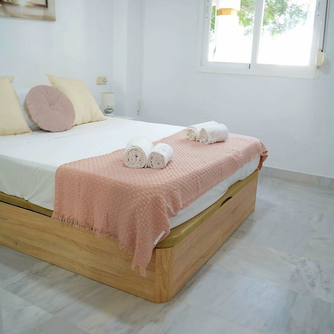 2 chambres, fer et planche à repasser, lit parapluie, Wi-Fi gratuit