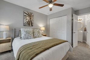 4 bedrooms, iron/ironing board, WiFi, bed sheets
