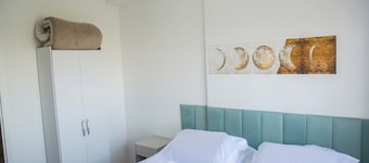 Cozy apartment next to the Grêmio arena, close to the airport.