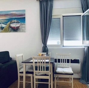 Interior - Stylish 2-room apartment - 5 min to the beach & center + parking space (Budva)
