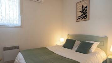 2 habitaciones, cuna de viaje y wifi