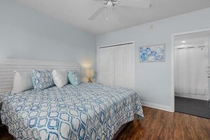 Free WiFi, bed sheets - Harbour House #205 - "Big Kahuna" (Fort Myers Beach)