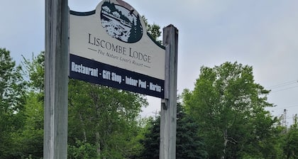 Two-Queen Bedded Motel Room at Liscombe Resort