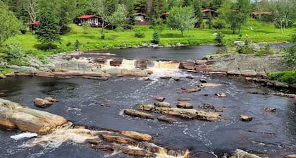 Liscombe Riverside Chalets