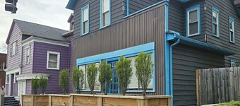 Boho loft is a fabulous 2-bedroom apartment close to downtown