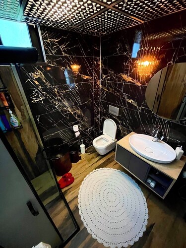 Peaceful Farm House with Jakuzzi -Fixed Price for 6 Guests- Celebioglu FarmHouse
