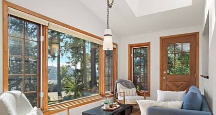 Bayview Place | Ocean View Log Retreat, Hot Tub