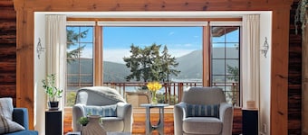 Bayview Place | Ocean View Log Retreat, Hot Tub