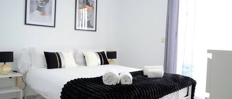 Iron/ironing board, travel cot, free WiFi, bed sheets