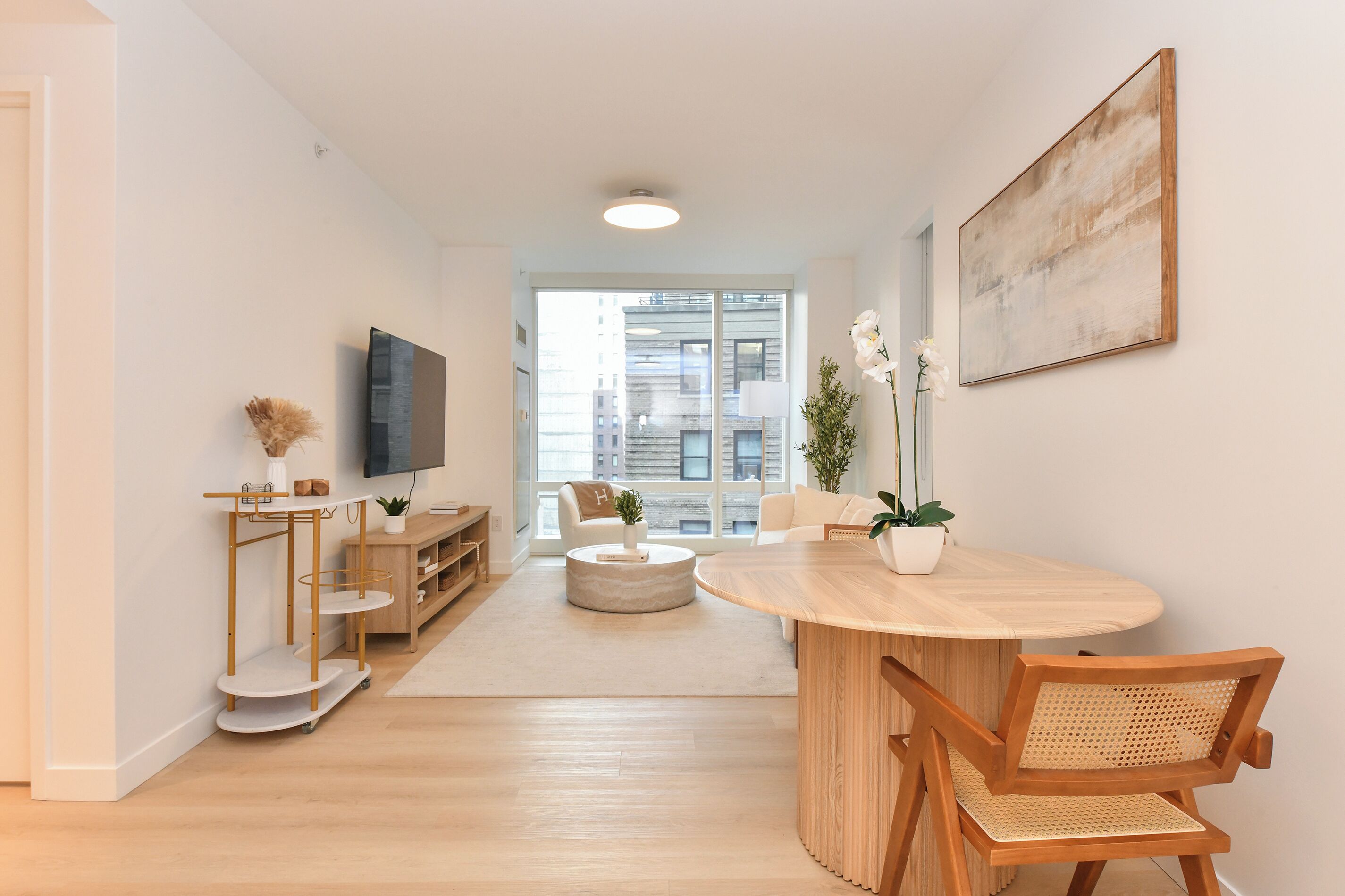 Luxury 2br In Financial District  Skyline Views - New York City