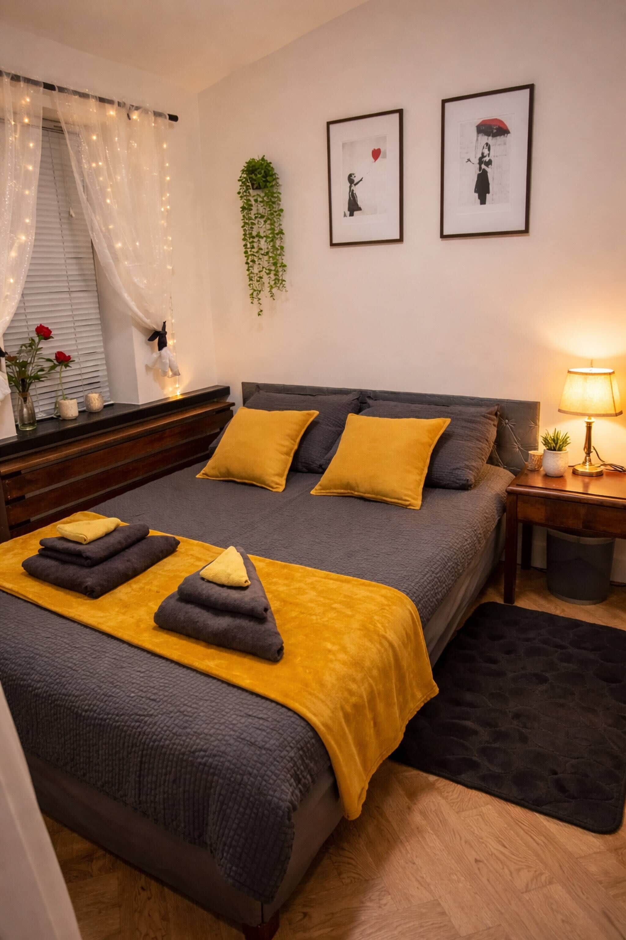 2 bedrooms