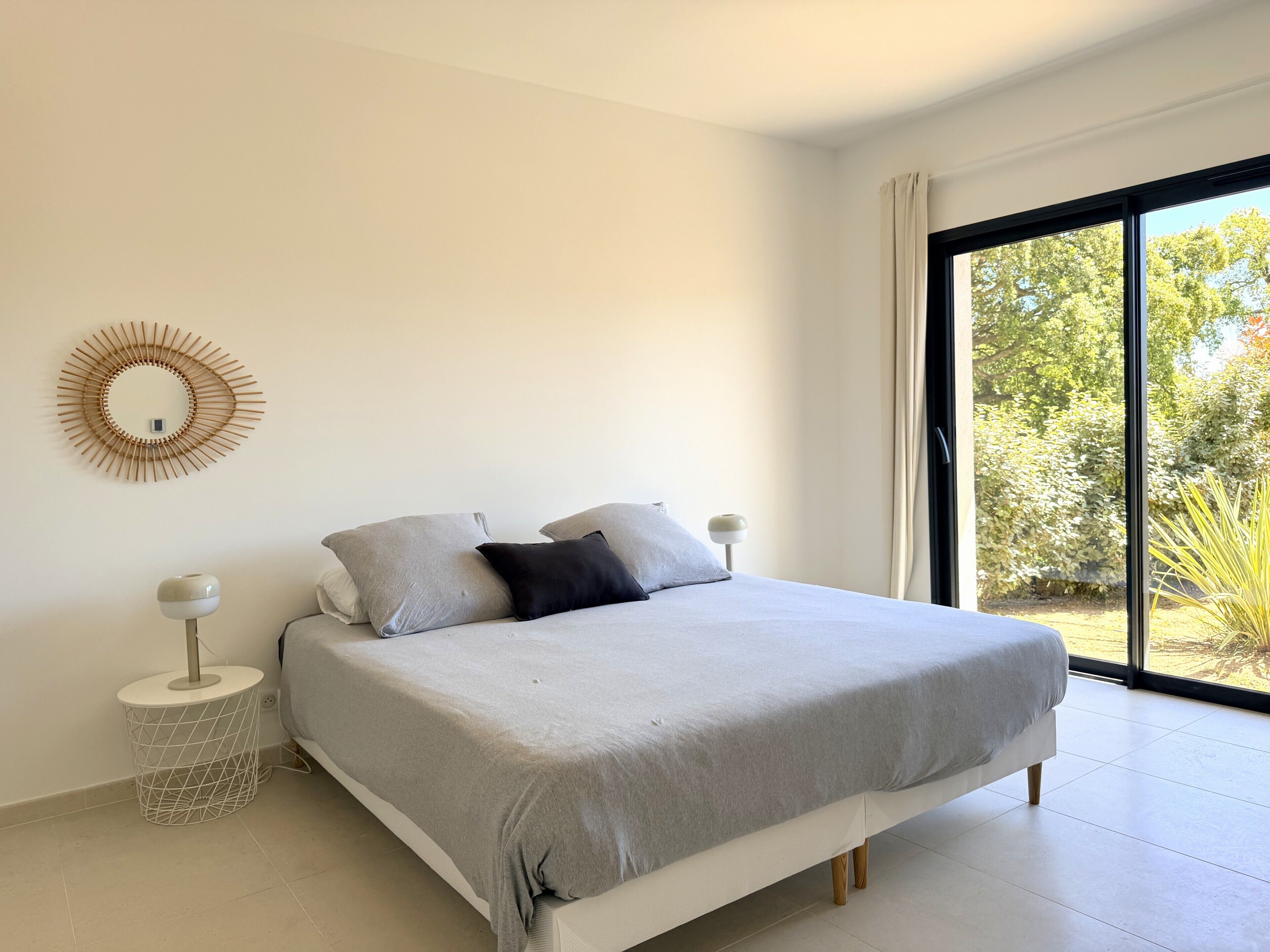 Iron/ironing board, travel cot, WiFi, bed sheets