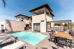 Una piscina riscaldata