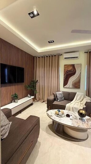 Living area - Caanan Residences John obey (John Obey Beach)