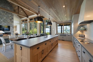 Coffee/tea maker, fridge, microwave, oven - Lake Forest Luxe - Spacious Lakefront Tahoe Retreat, Private Hot Tub, Media Room, EV Charger (Tahoe City)