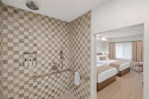 Hair dryer, towels - Bella Notte by the beach Studio 4 (Pleasure Point)