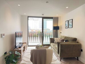 Living room - Stylish Luxury 2bed Manchester Ancoats City Centre Balcony,parking & Wifi (Manchester)