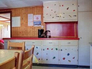 Dining - Rumein Cajochen, Rumein, (Degen). by Interhome (Vattiz)