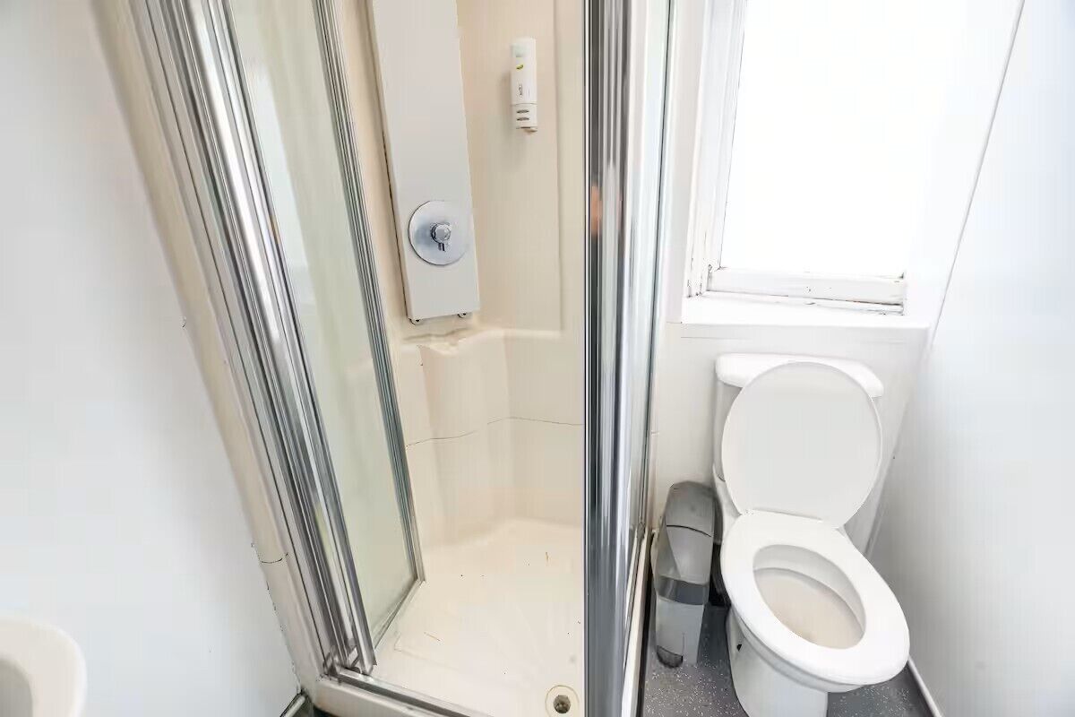 Shower, free toiletries, towels, soap