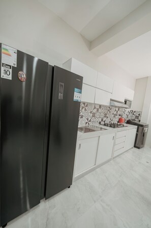 Fridge, microwave, oven, dishwasher