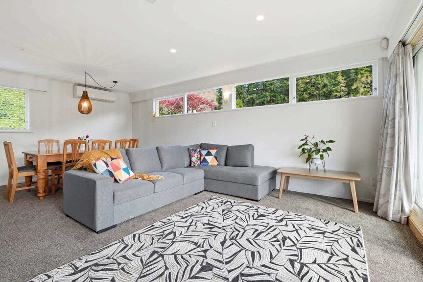 Redwoods Edge - Forest Walk, Spa Pool, Sleeps 12 - Rotorua