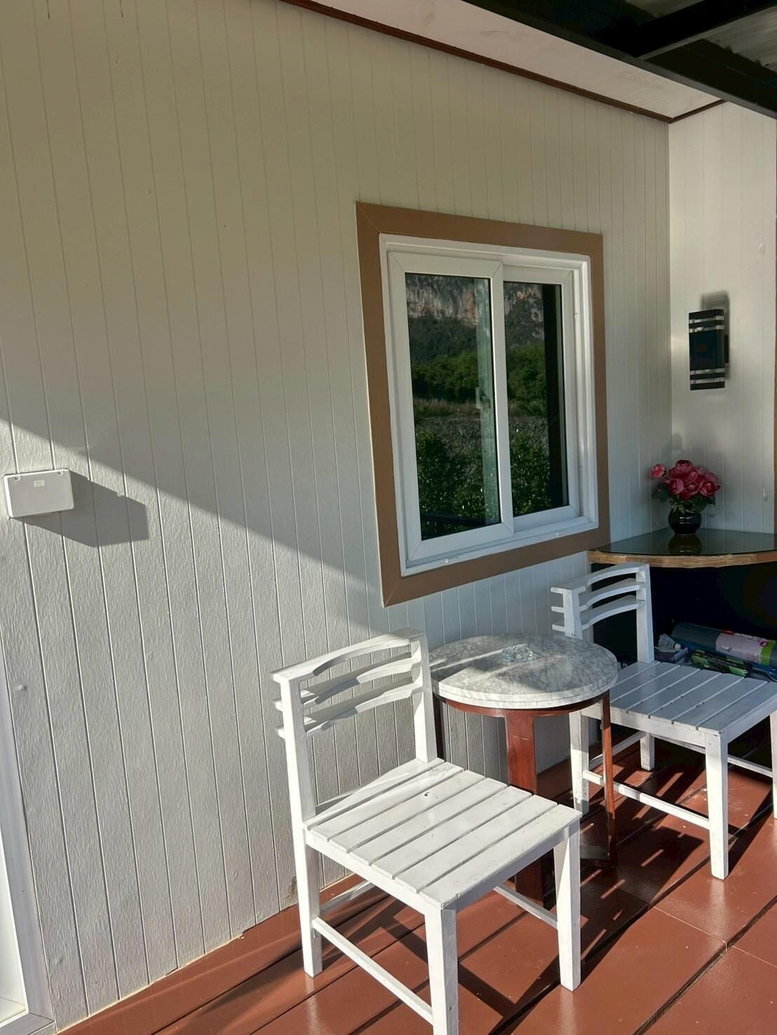 Studio suite, patio, uitzicht op heuvels | Terras