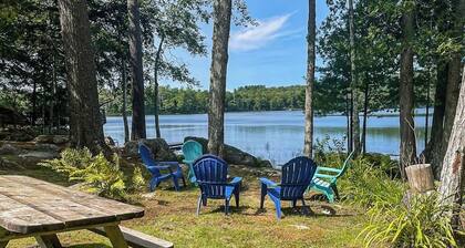 Secluded waterfront home with private dock, outdoor dining, firepit, WiFi & W/D