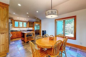 Dining - Delightful oceanfront home with amazing views, wrap-around deck & two fireplaces (Westport)