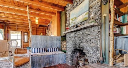 Historic Home with Large Deck, Free WiFi, Washer/Dryer - Near Beach and Downtown