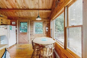 Interior - Waterfront cabin with amazing views from the deck & lake access (Beaver Cove)