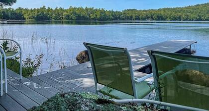Secluded waterfront home with private dock, outdoor dining, firepit, WiFi & W/D