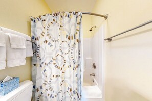 Shower, towels