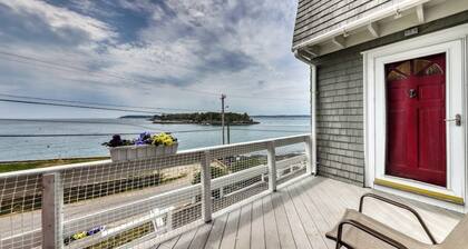 Dog-friendly, bayfront home - gorgeous ocean views, private balcony & fireplace