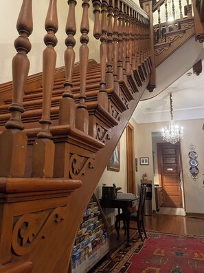 Interior - 1896 O'Malley House (New Orleans)