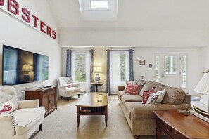 TV, DVD player, table tennis