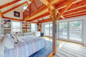 Iron/ironing board, free WiFi, bed sheets - Oceanfront Cottage & Studio on Mill Cove w/ Water Views, Deck - Walk Downtown (Boothbay Harbor)