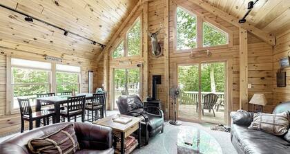 Lakefront cabin on First Roach Pond with dock, lake view & firepit- dog-friendly