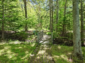 Property grounds - Waterfront Oasis - Charming home with stunning bay views, sunroom, gazebo, deck (Trenton)