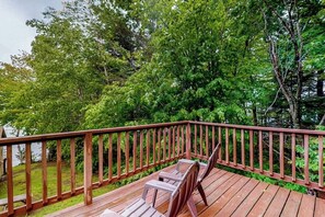 Property grounds - Two cabins in one - lake-view duplex with a shared dock  - dog-friendly (Greenville)