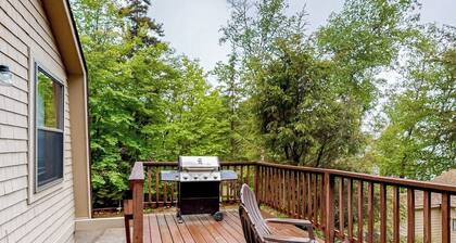 Two cabins in one - lake-view duplex with a shared dock - dog-friendly