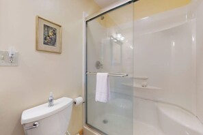 Shower, towels