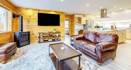 Dog-friendly apartment by Moosehead Lake with sprawling deck & firepit