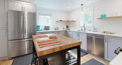 Charming Camden Retreat with Front Porch, Deck and Wifi