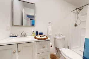 Douche, serviettes fournies